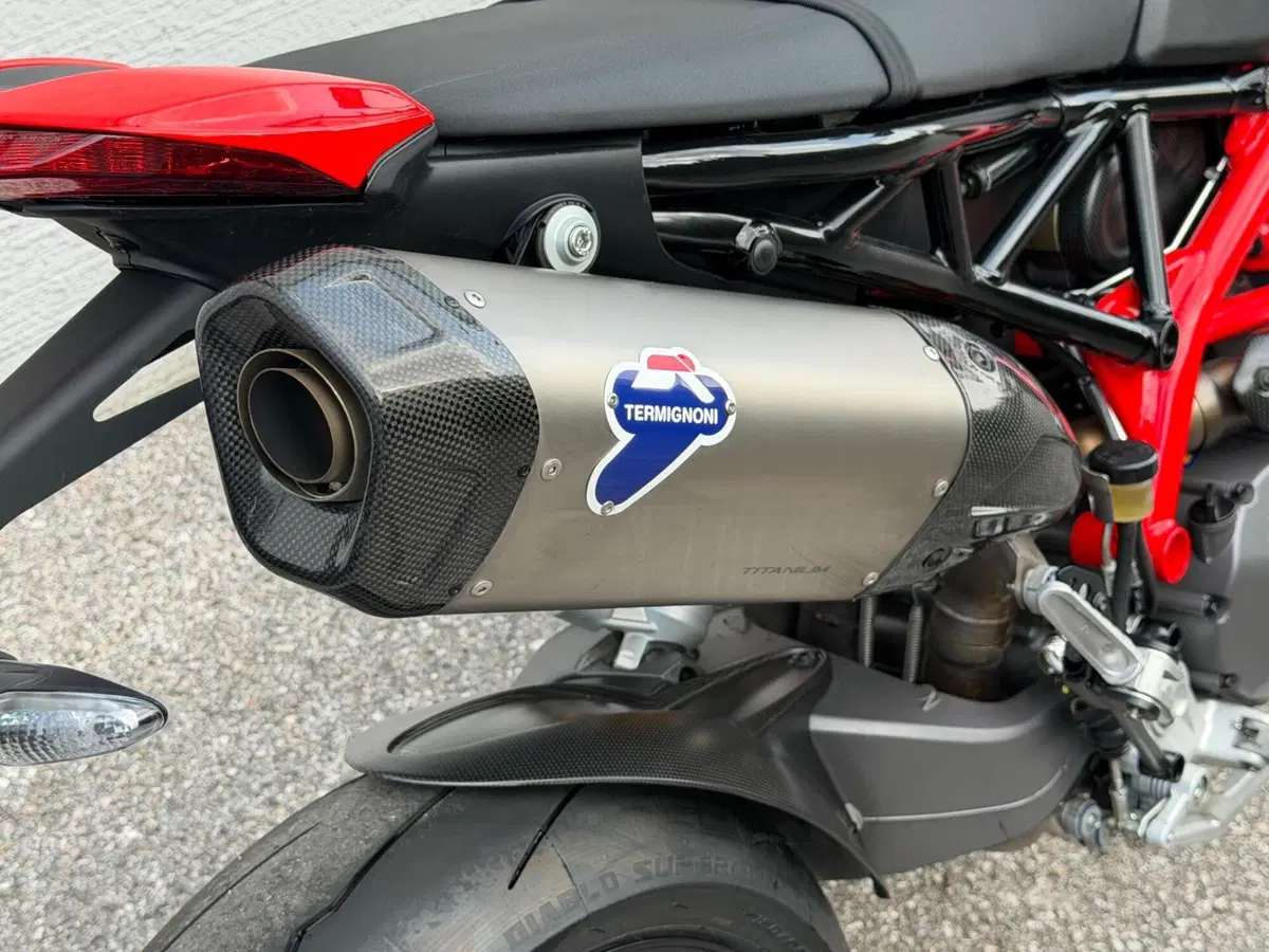 Ducati Hypermotard 950 SP (2022 - 25) (3)