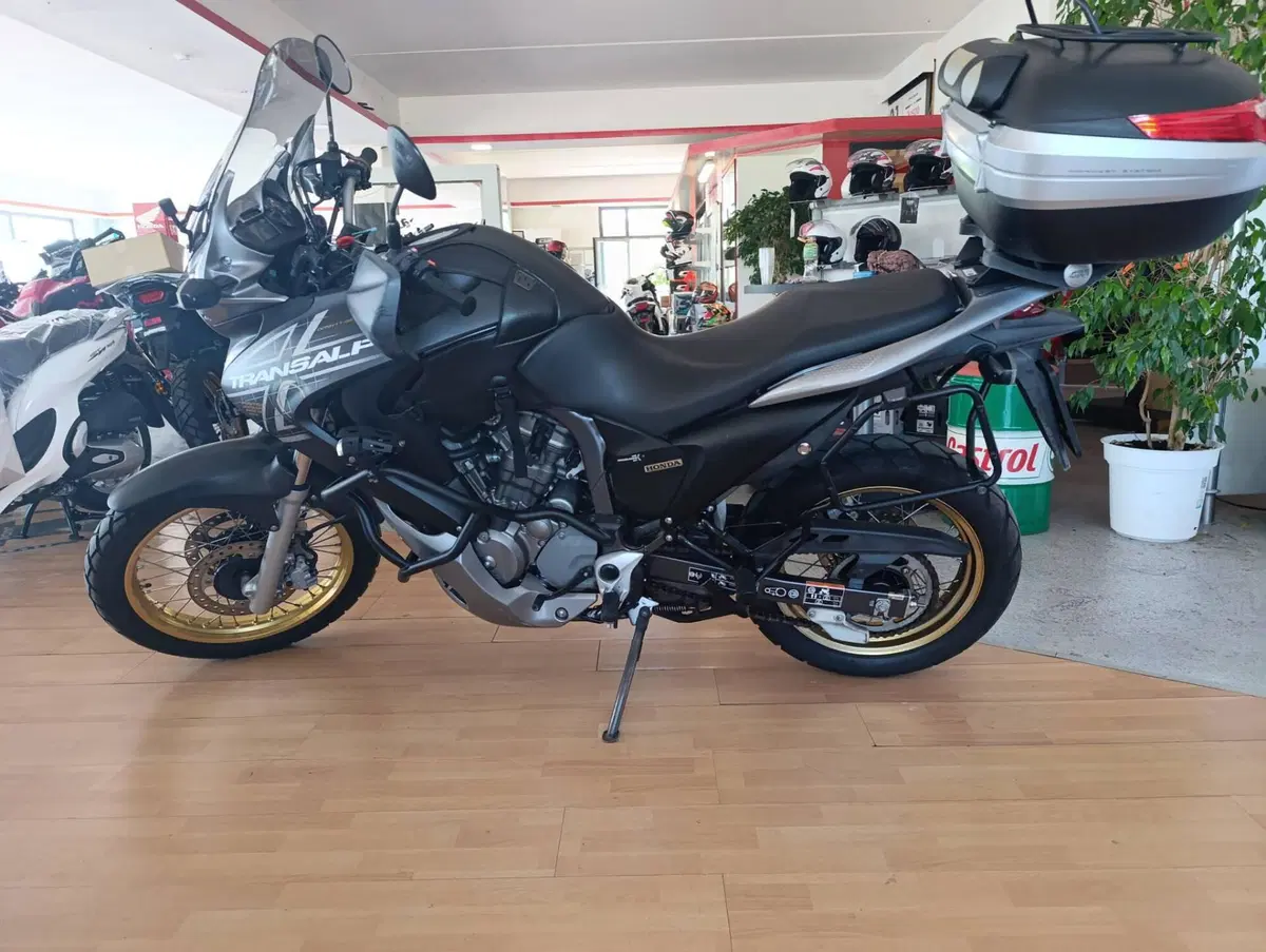 Honda Transalp XL 700 V (2007 - 2013)