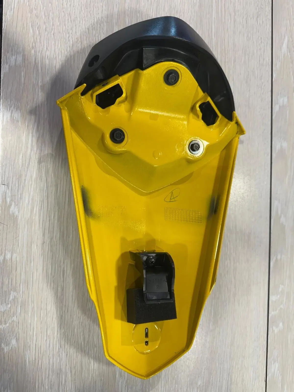 Monoposto Yamaha R1 (4)