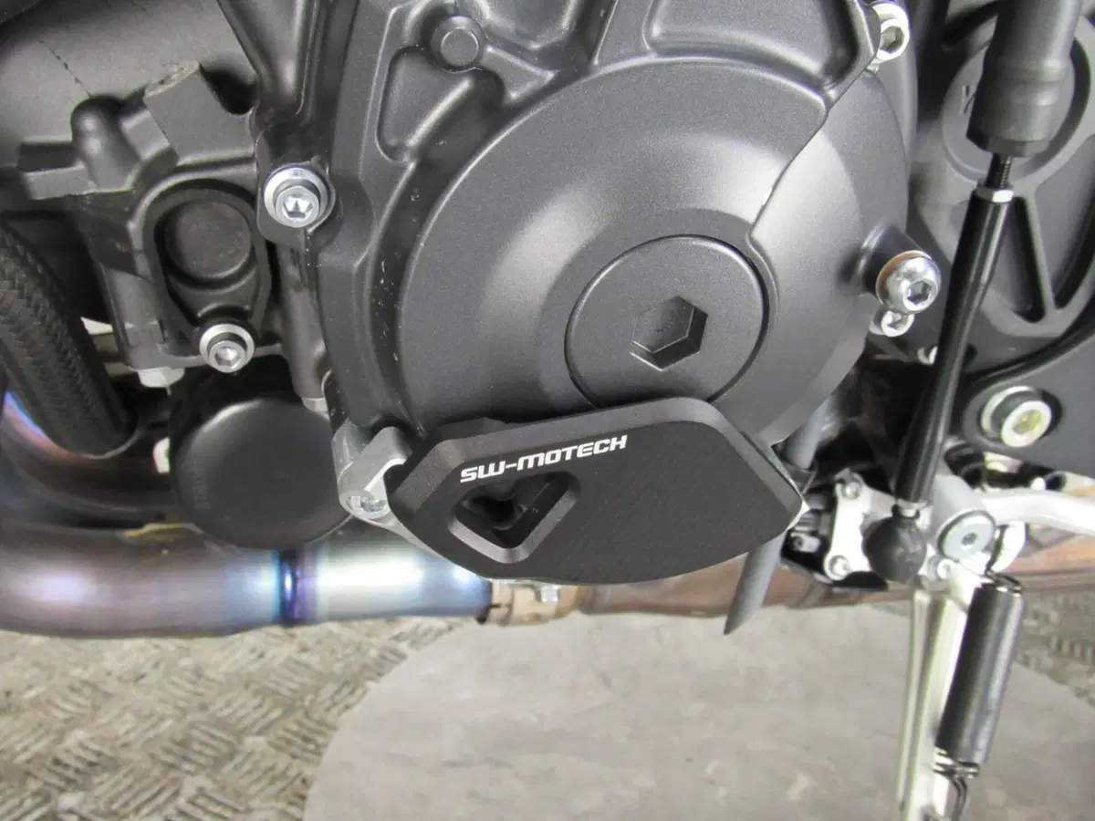Yamaha MT-10 (2022 - 26) (12)