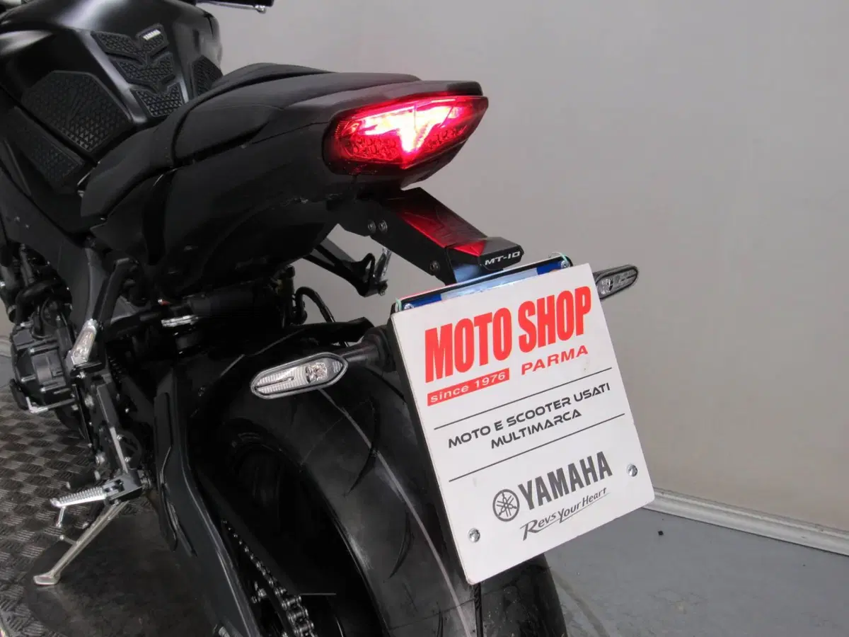 Yamaha MT-10 (2022 - 26) (14)