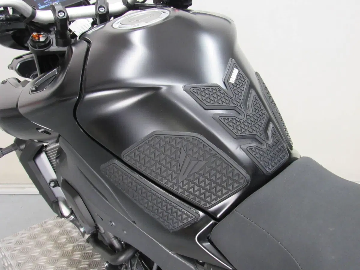 Yamaha MT-10 (2022 - 26) (16)