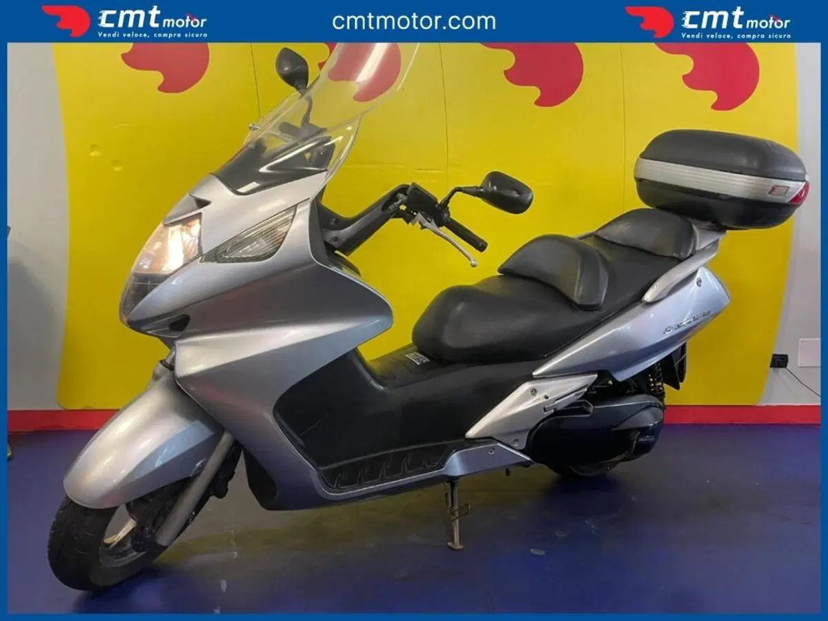 Honda Silver Wing 600 (2005 - 09) (2)