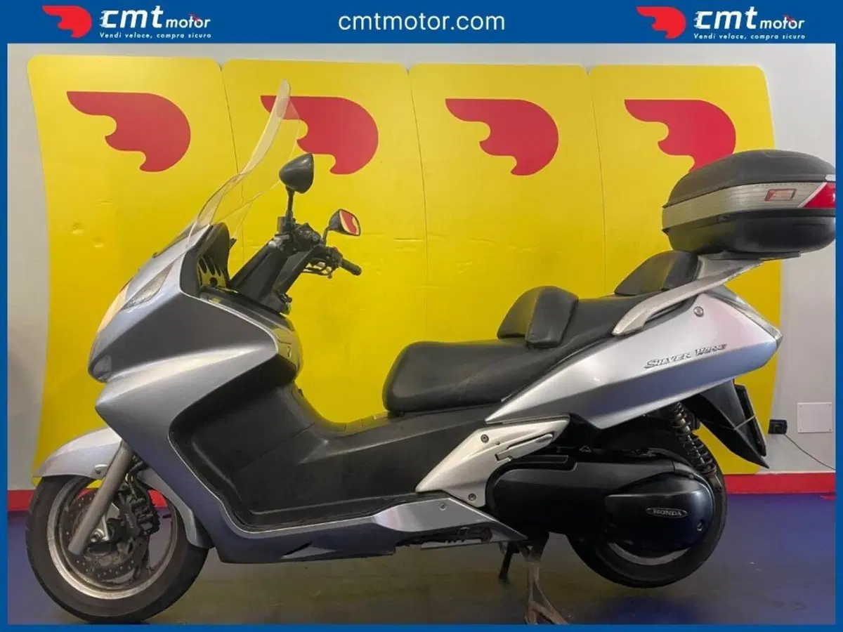 Honda Silver Wing 600 (2005 - 09) (3)