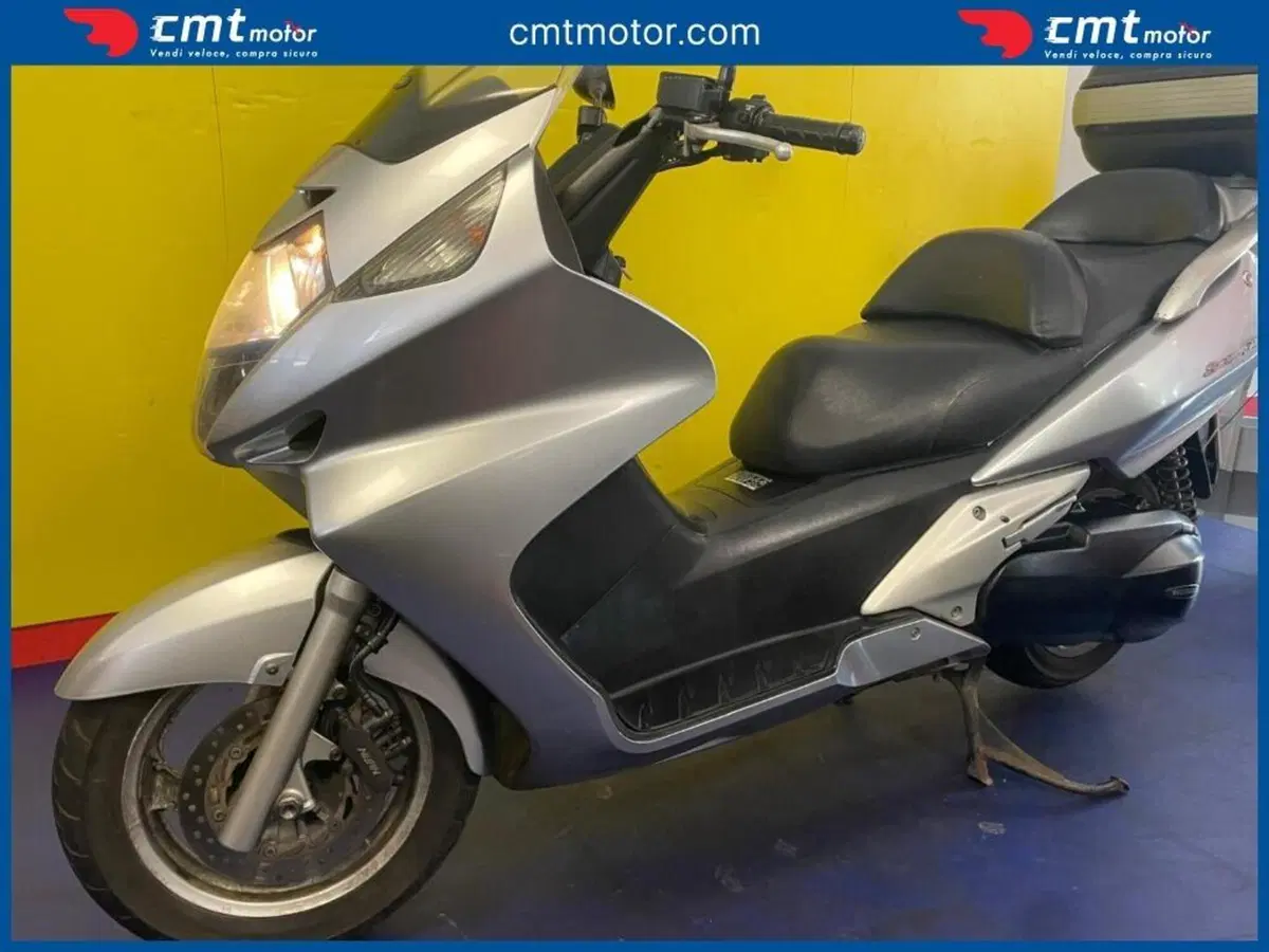 Honda Silver Wing 600 (2005 - 09) (6)