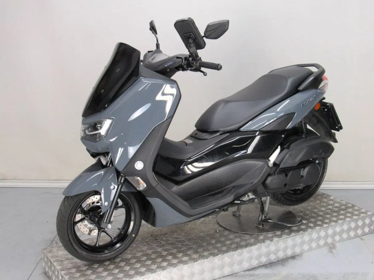 Yamaha N-Max 125 (2021 - 24) (4)
