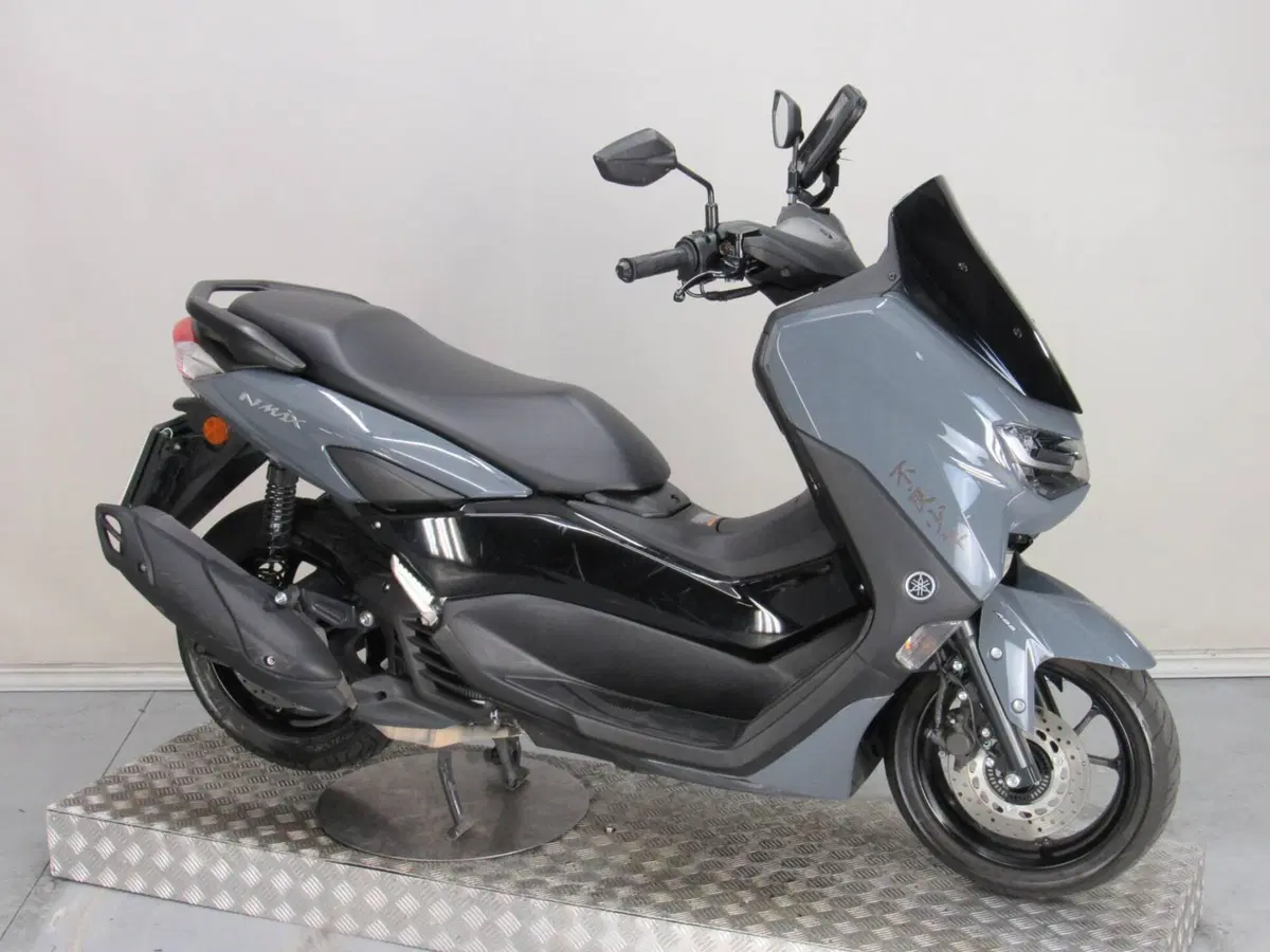 Yamaha N-Max 125 (2021 - 24) (9)