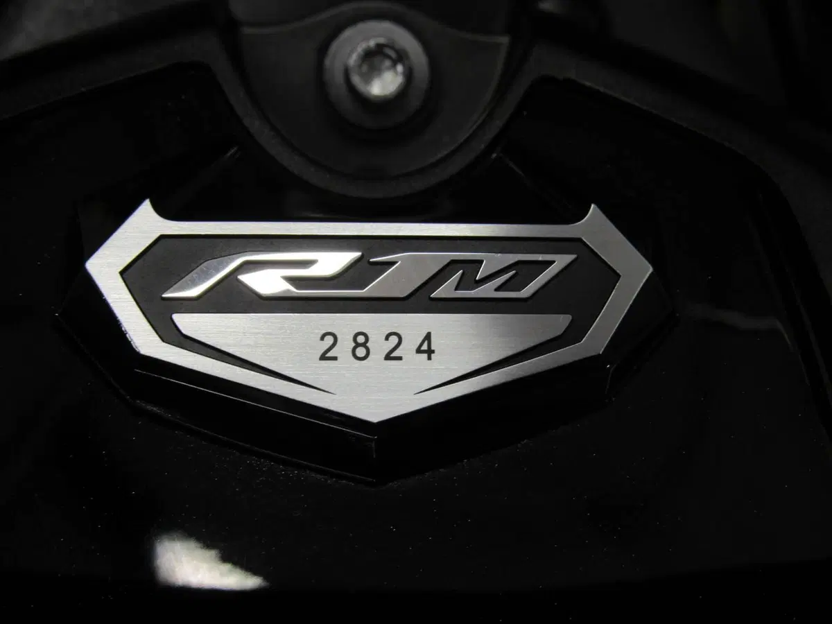 Yamaha YZF R1 (2020 - 25) (20)