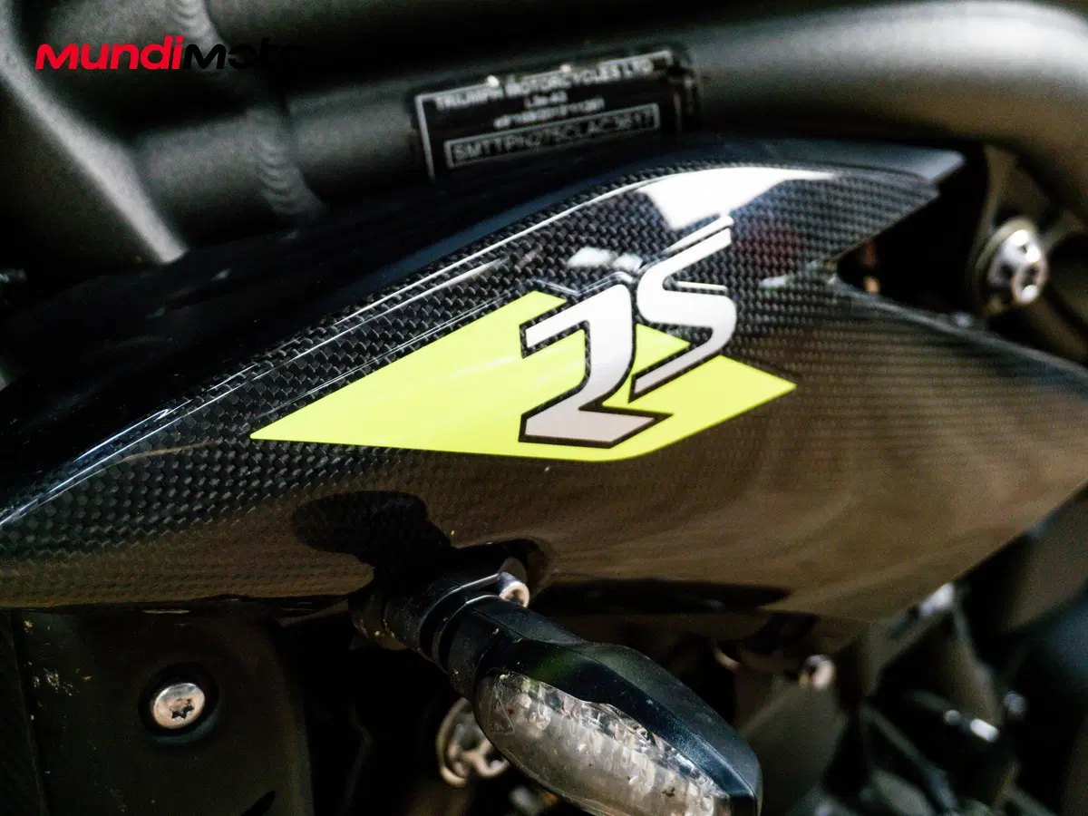 Triumph Speed Triple 1050 RS (2018 - 20) (18)
