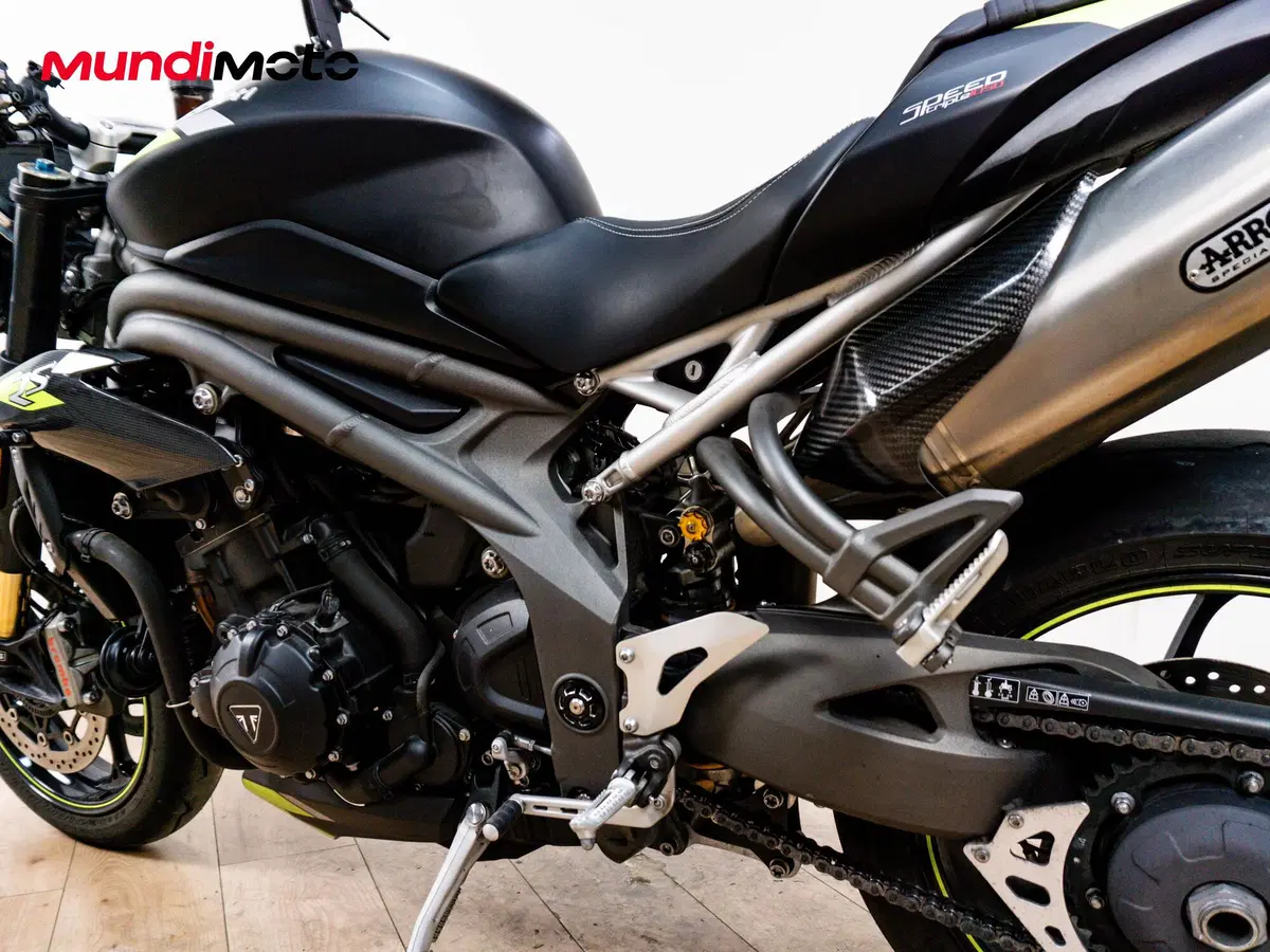 Triumph Speed Triple 1050 RS (2018 - 20) (10)