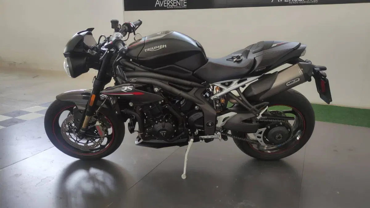 Triumph Speed Triple 1050 RS (2018 - 20) (13)