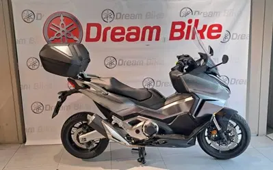 Honda Forza 750 DCT Urban (2021 - 24) usata