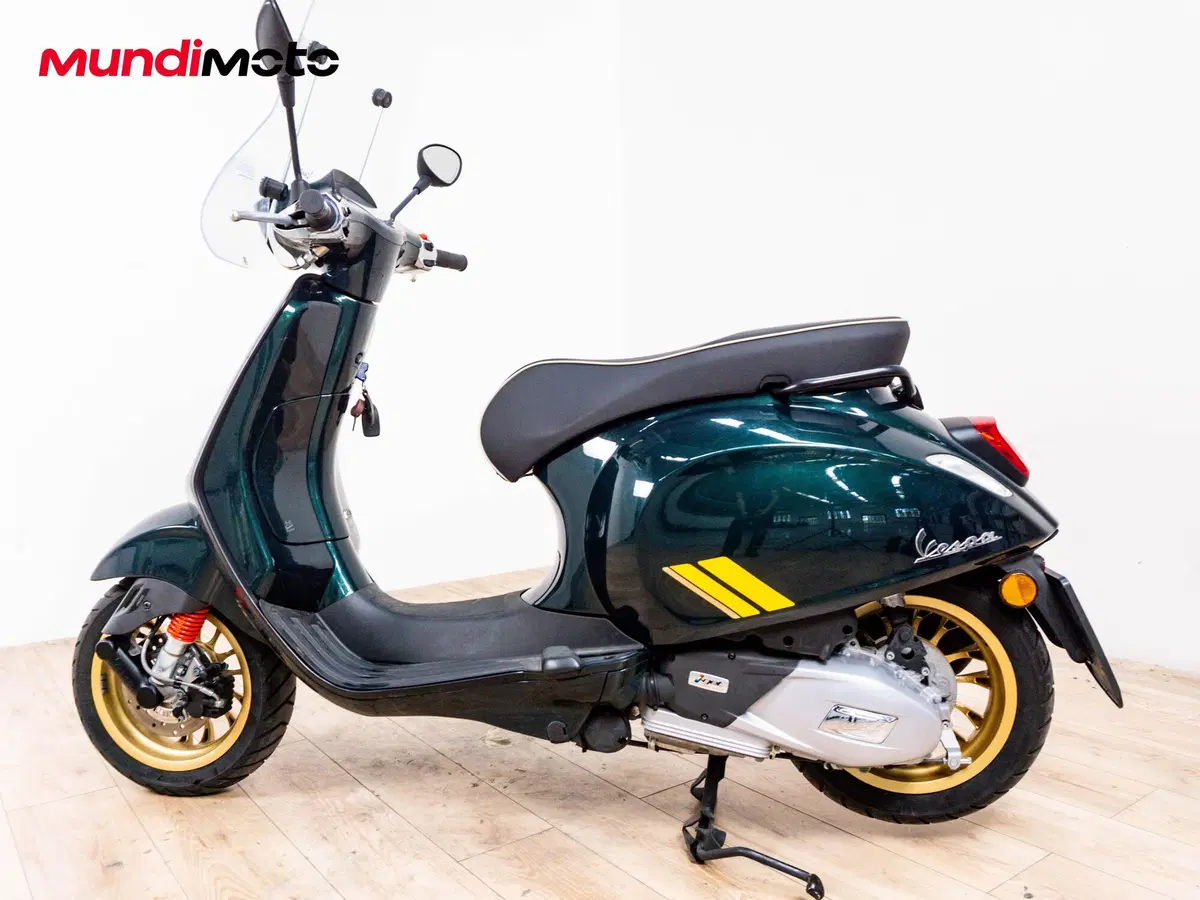 Vespa Sprint 125 3V Racing Sixties (2021 - 22) (7)