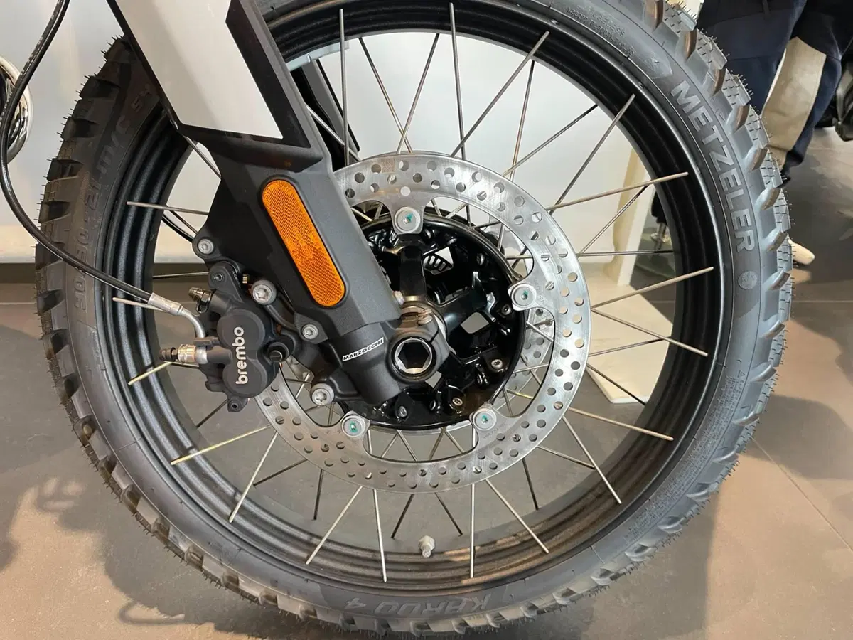 Bmw R 12 G/S (2026 - 27) (12)