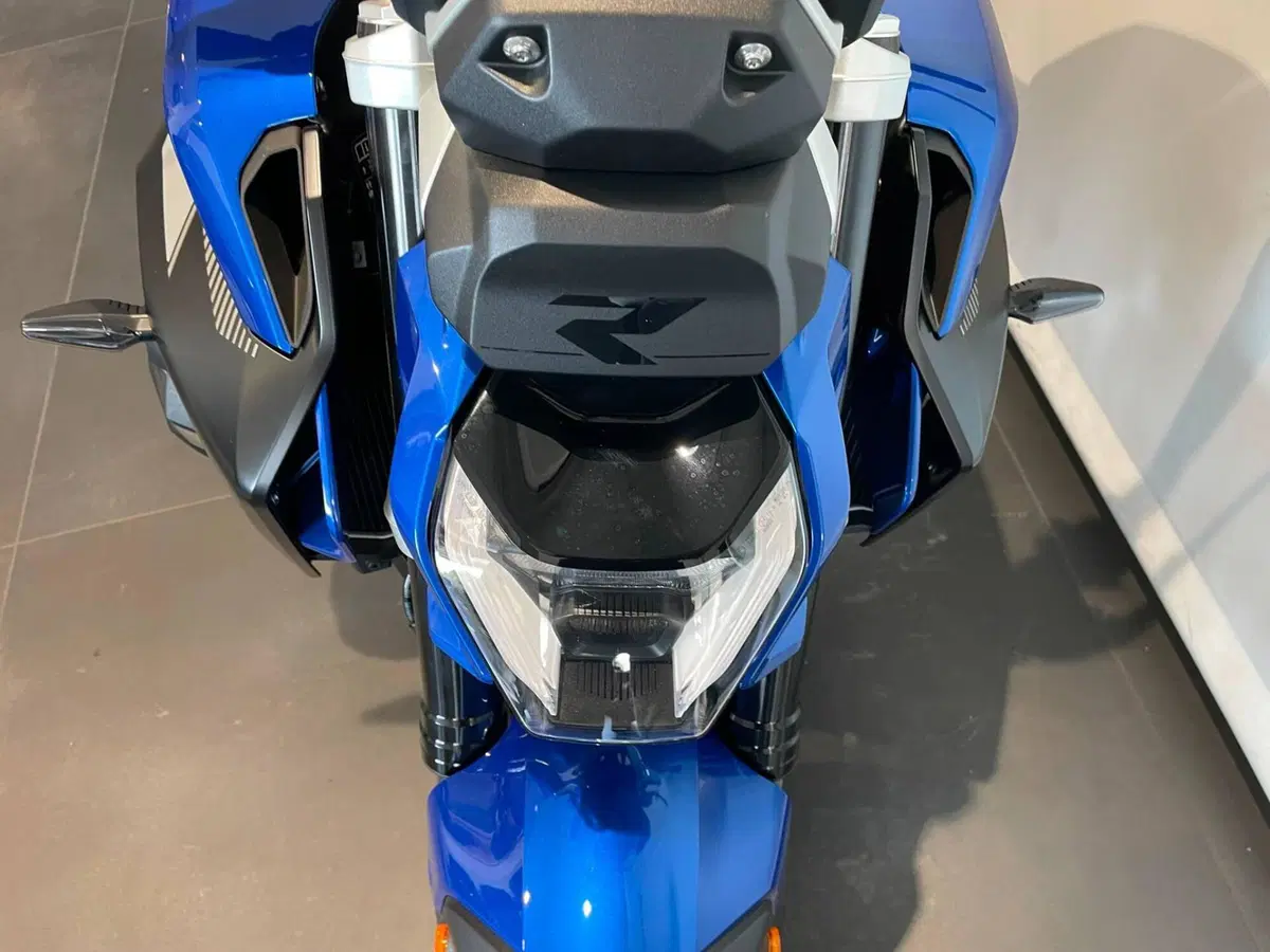 Bmw R 1300 R (2026 - 27) (10)