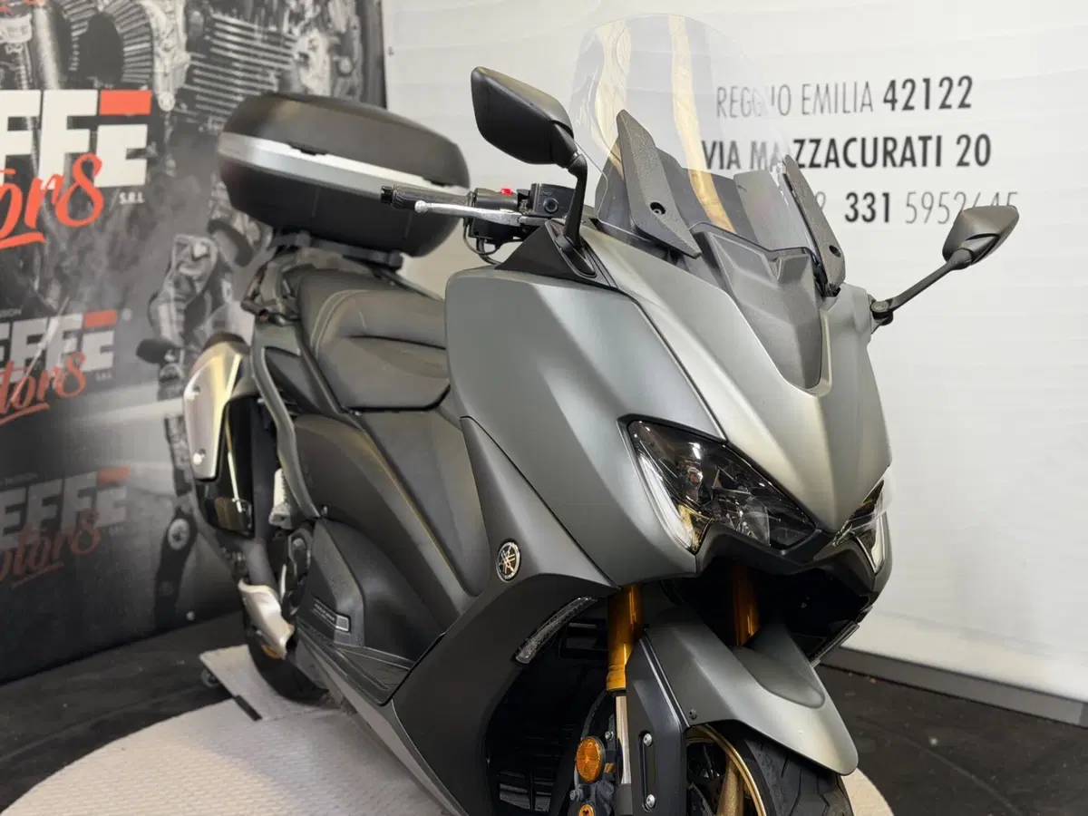 Yamaha T-Max 560 Tech Max (2021) (6)