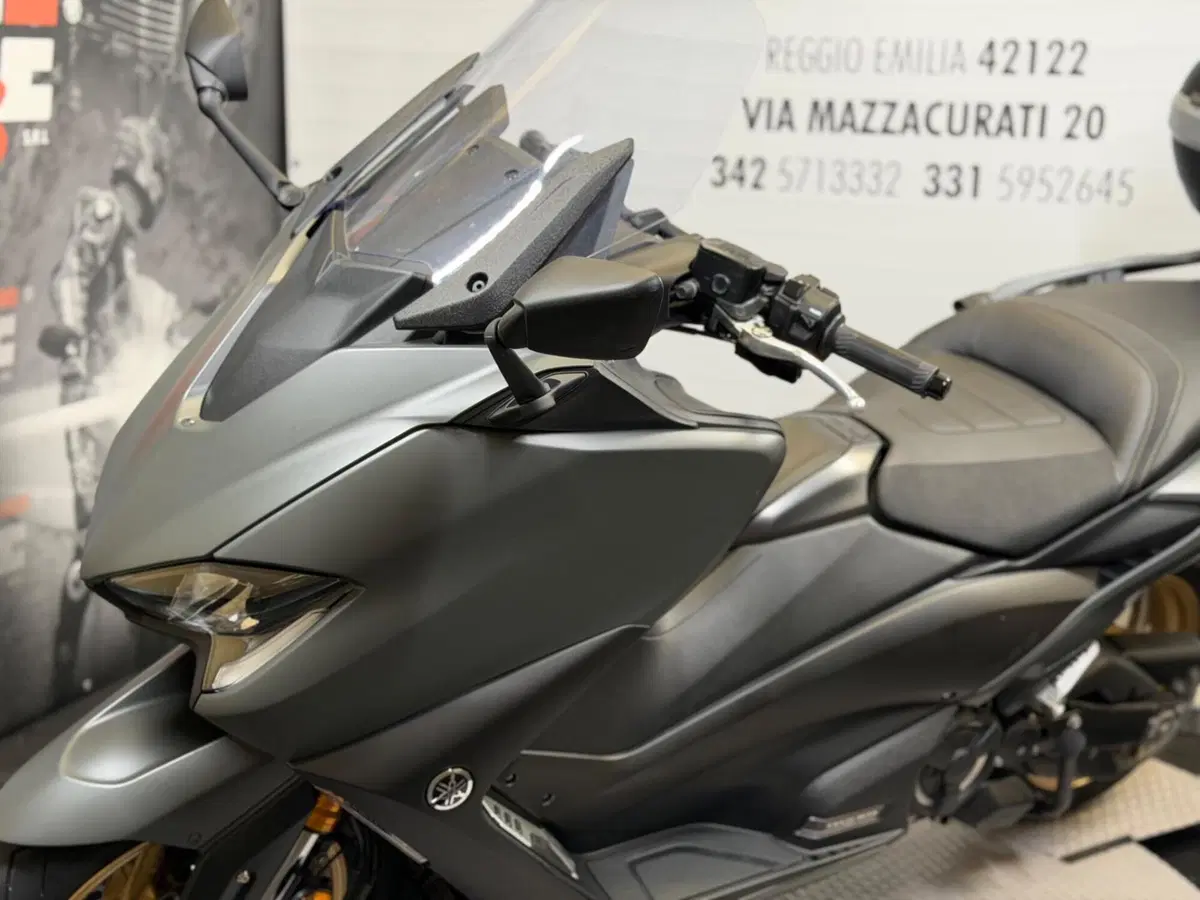 Yamaha T-Max 560 Tech Max (2021) (7)