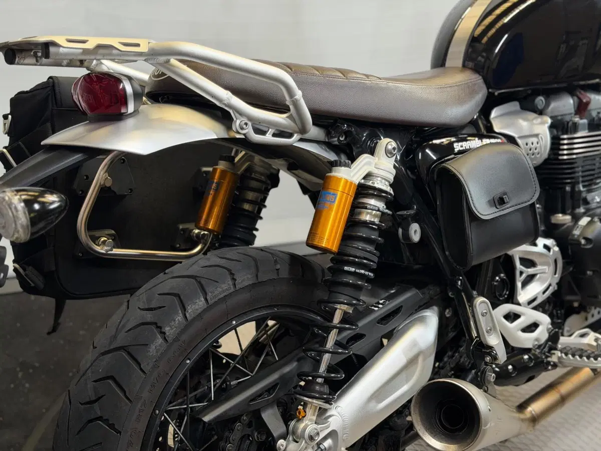 Triumph Scrambler 1200 XC (2021 - 23) (4)