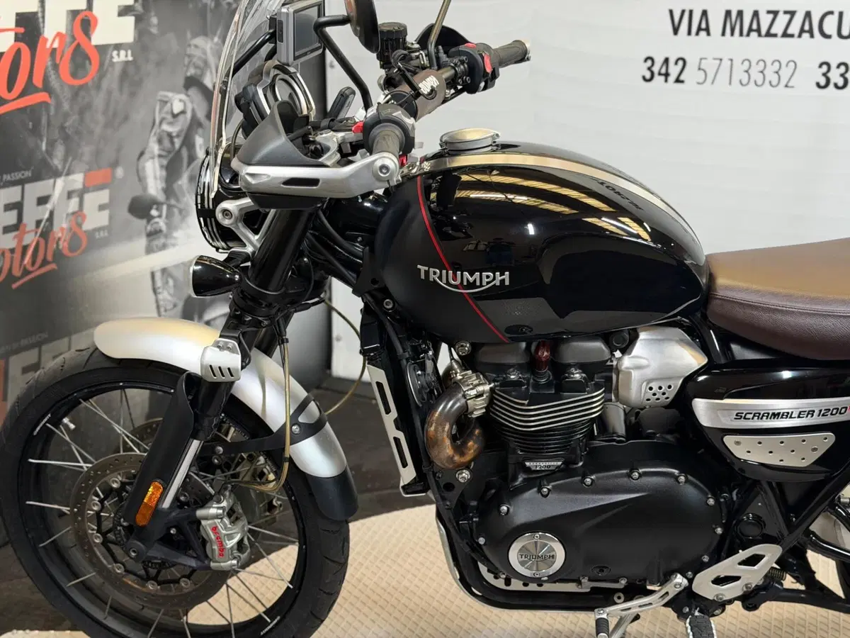 Triumph Scrambler 1200 XC (2021 - 23) (9)