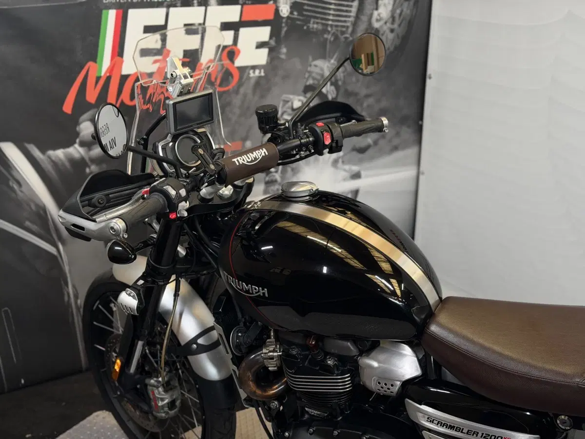 Triumph Scrambler 1200 XC (2021 - 23) (11)