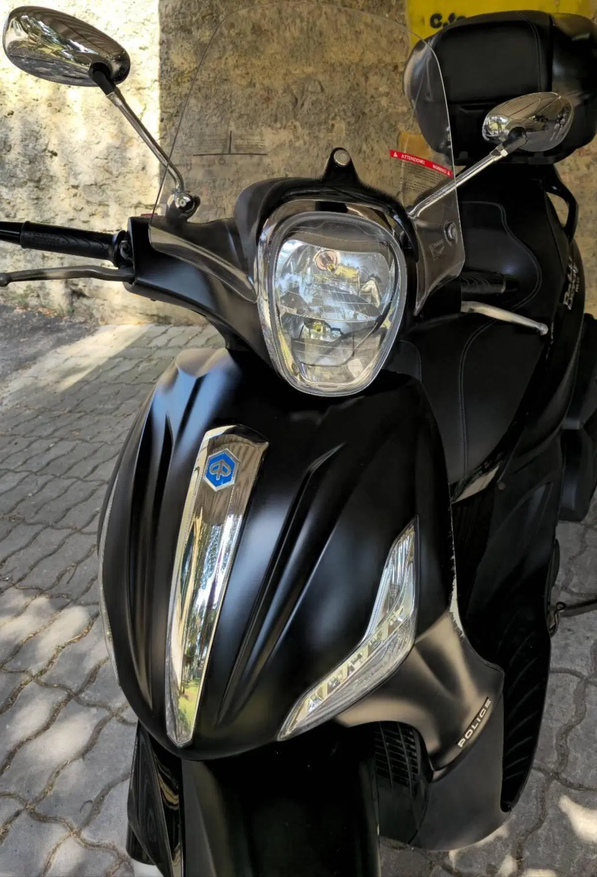 Piaggio Beverly 350 Police ABS-ASR (2018 - 20) (3)