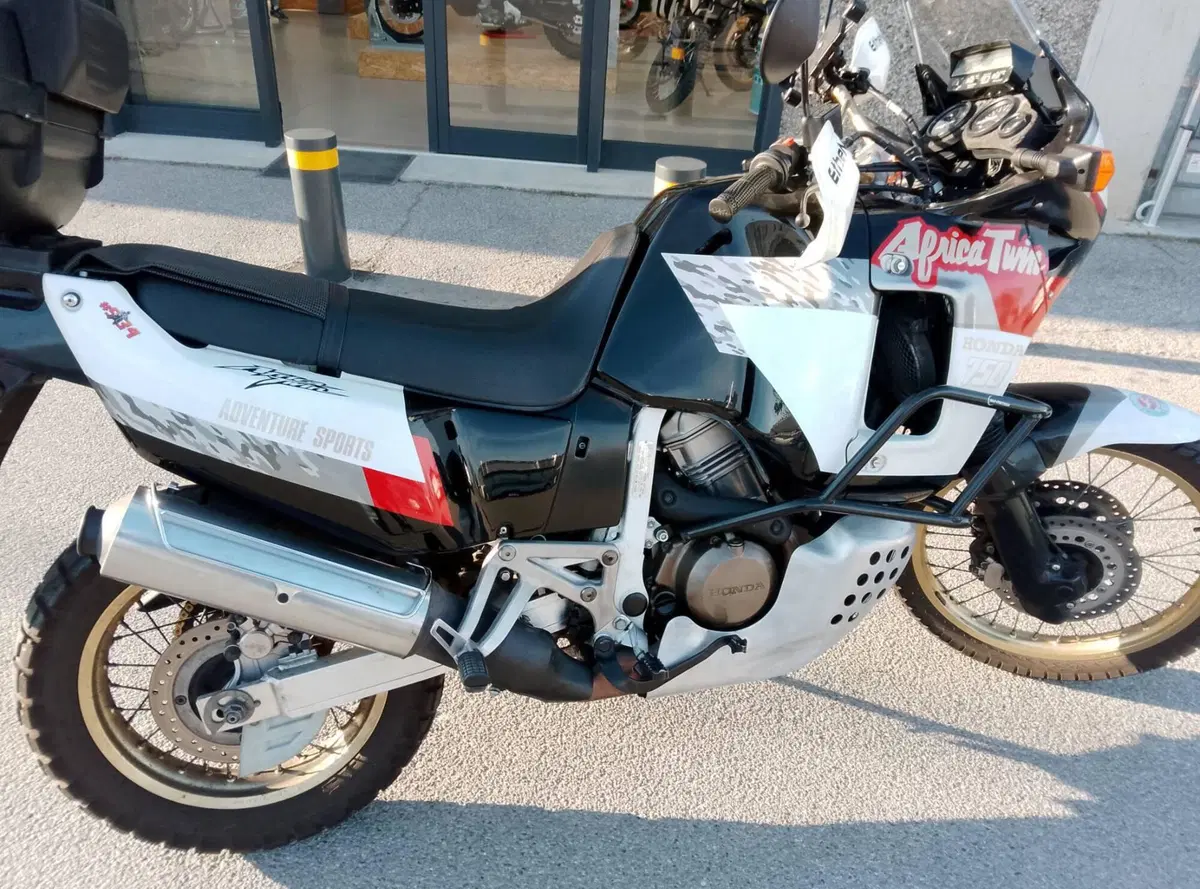 Honda Africa Twin XRV 750 (1992) (3)