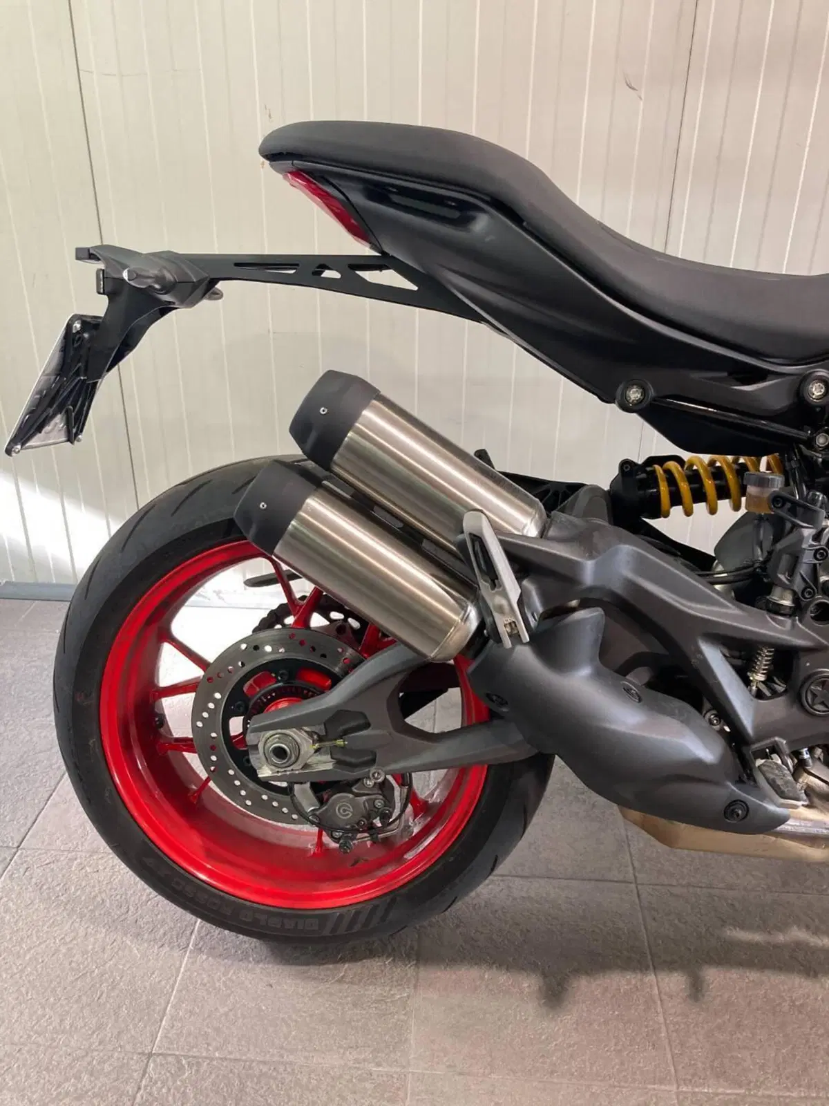 Ducati Monster 937 + (2021 - 25) (4)