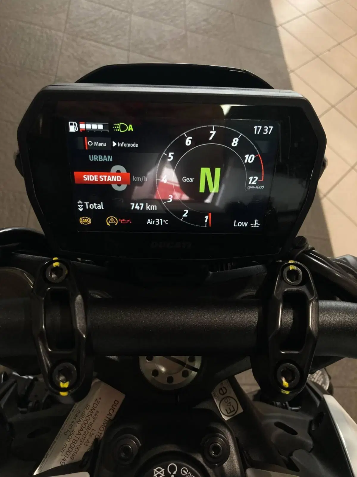 Ducati Monster 937 + (2021 - 25) (3)