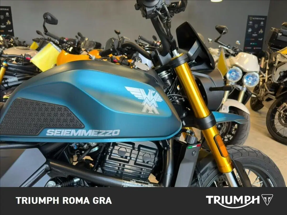Moto Morini SEIEMMEZZO SCR (2022 - 26) (13)