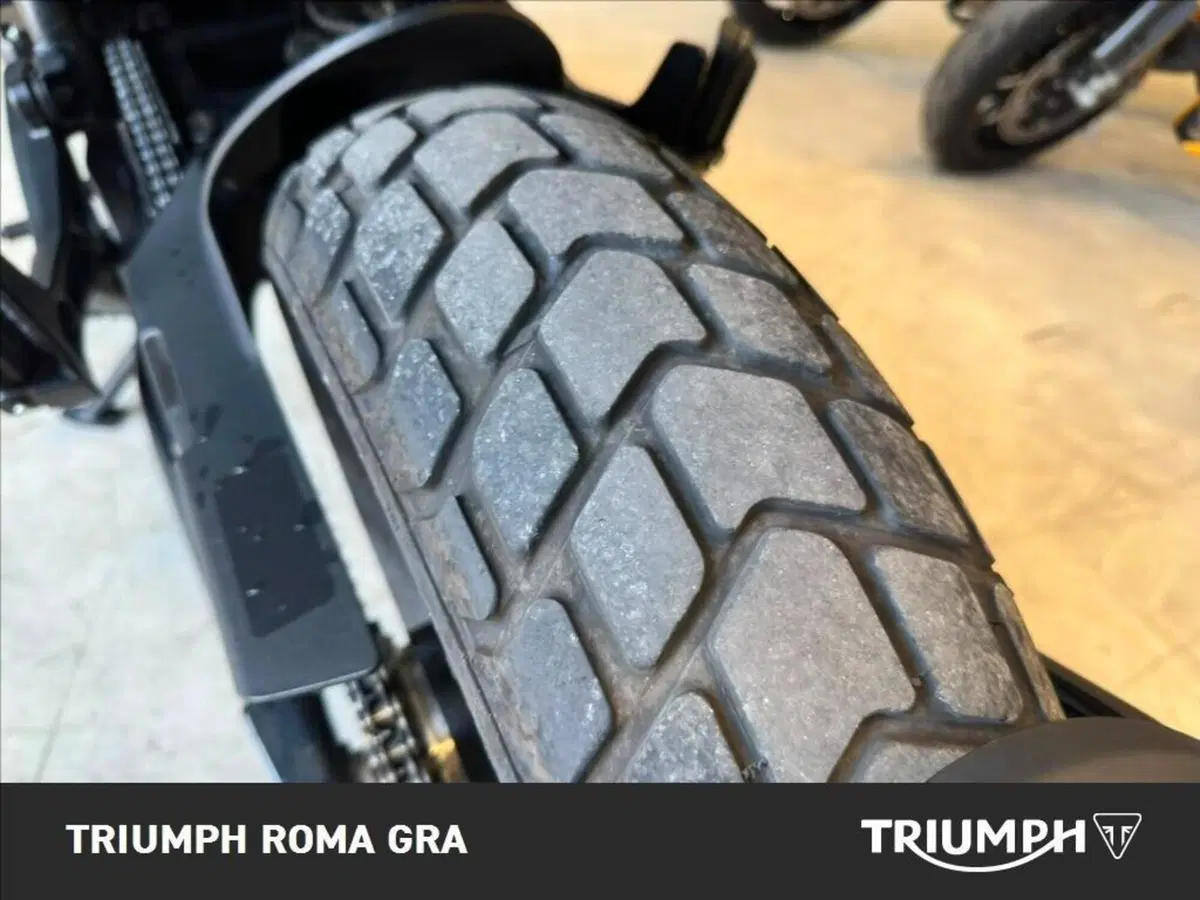 Moto Morini SEIEMMEZZO SCR (2022 - 26) (22)