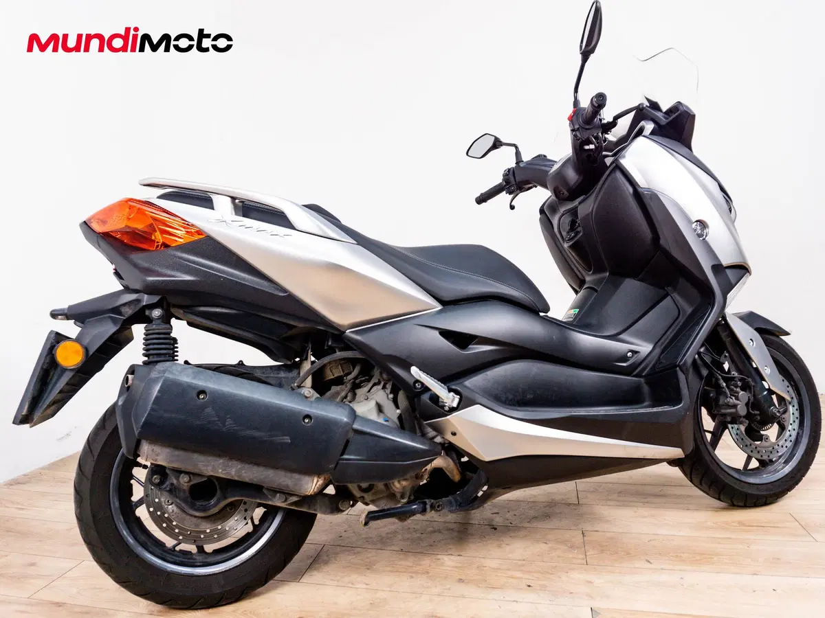 Yamaha X-Max 300 ABS (2017 - 20) (3)