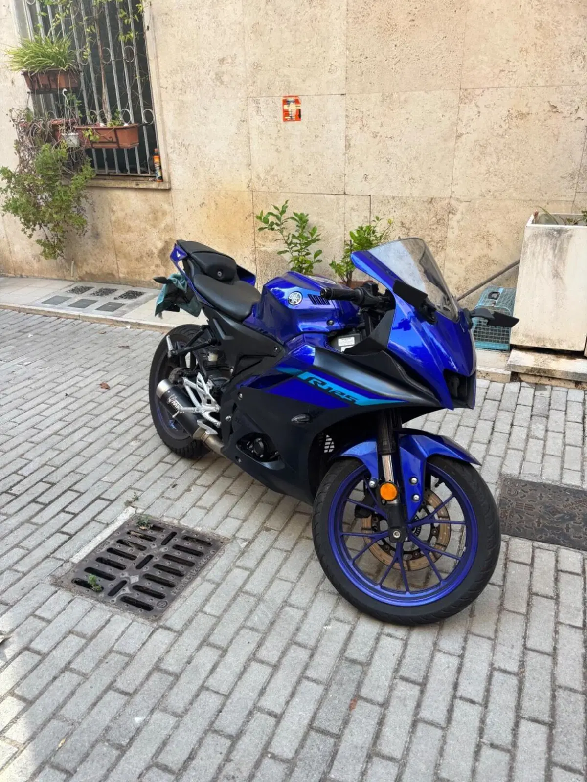 Yamaha YZF R125 (2023 - 26)