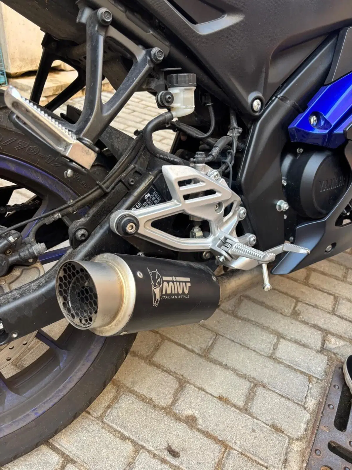 Yamaha YZF R125 (2023 - 26) (7)