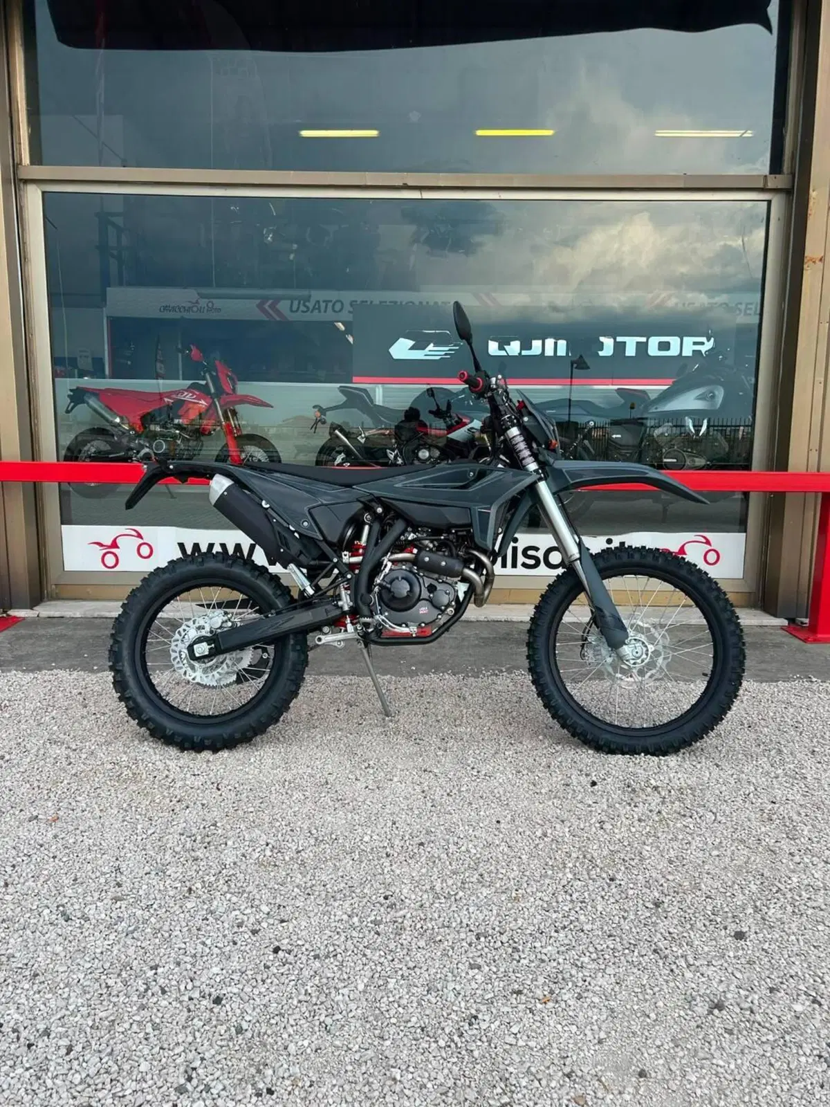 Betamotor RR 125 4T Enduro T - X Special Edition (2025 - 26) (3)