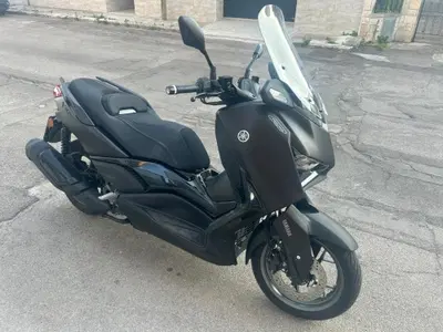 Yamaha X-Max 300 Tech Max (2025 - 26) usata