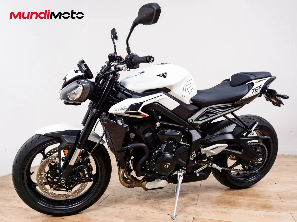 Triumph Street Triple 765 R (2023 - 26) (8)