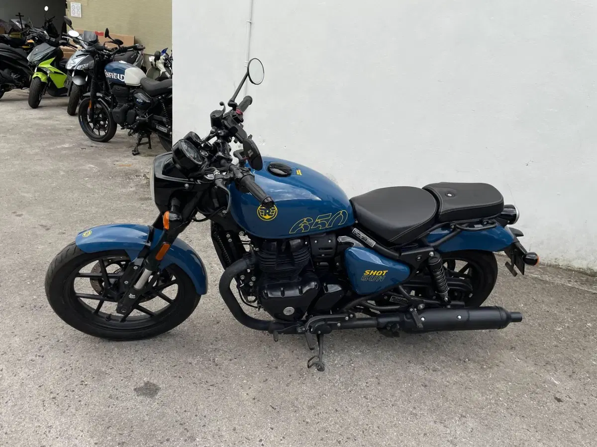 Royal Enfield Shotgun 650 (2024 - 26) (2)