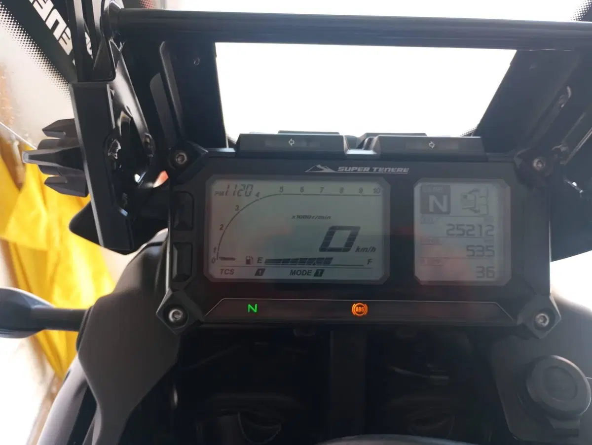 Yamaha XT1200Z Super Ténéré ABS (2017 - 20) (8)