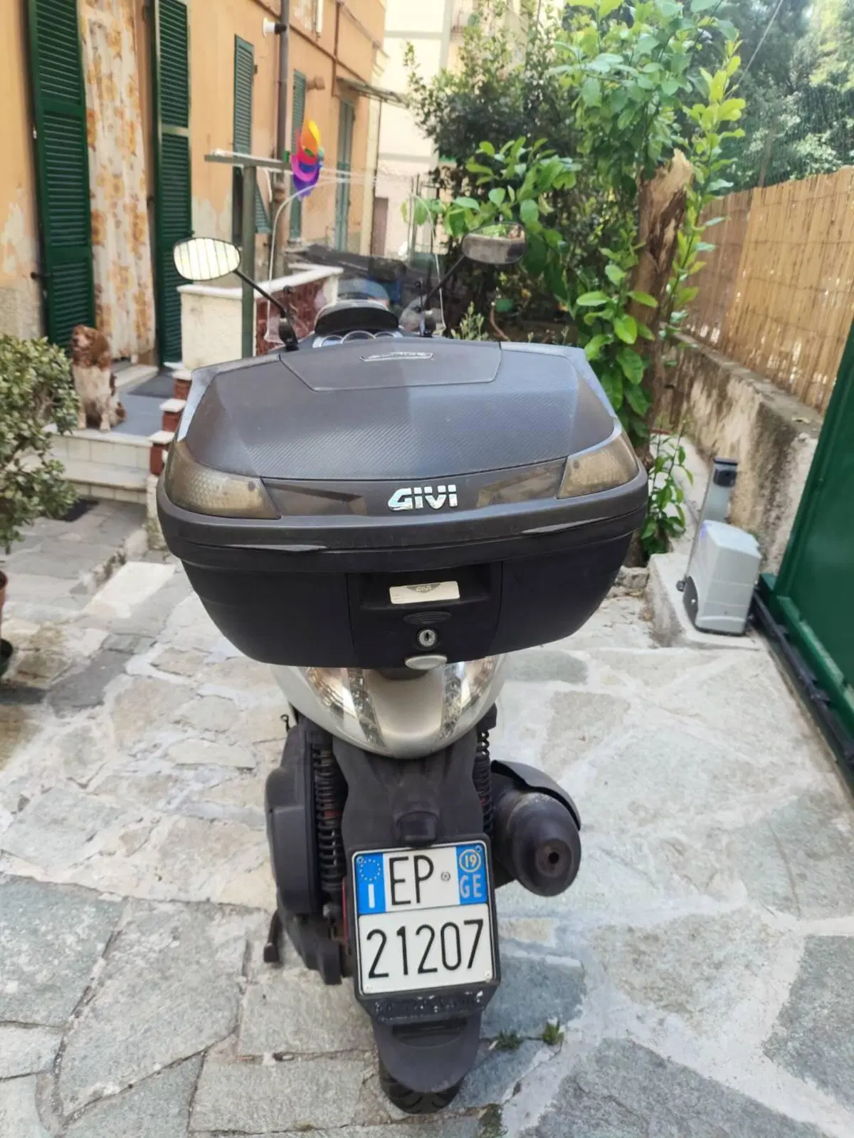 Piaggio Beverly 300 i.e. ABS-ASR (2016 - 20) (3)