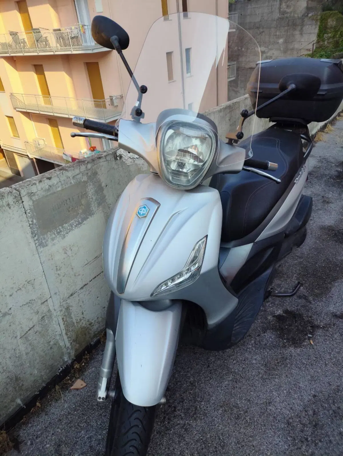 Piaggio Beverly 300 i.e. ABS-ASR (2016 - 20) (5)