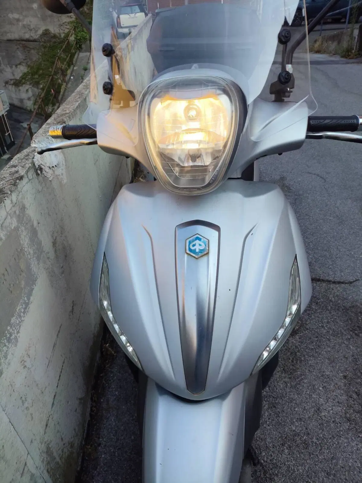 Piaggio Beverly 300 i.e. ABS-ASR (2016 - 20) (12)