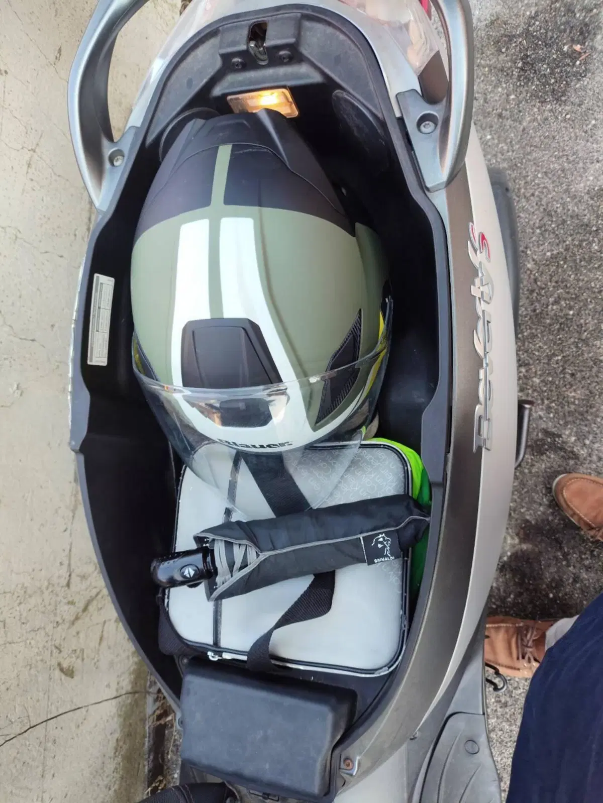 Piaggio Beverly 300 i.e. ABS-ASR (2016 - 20) (13)