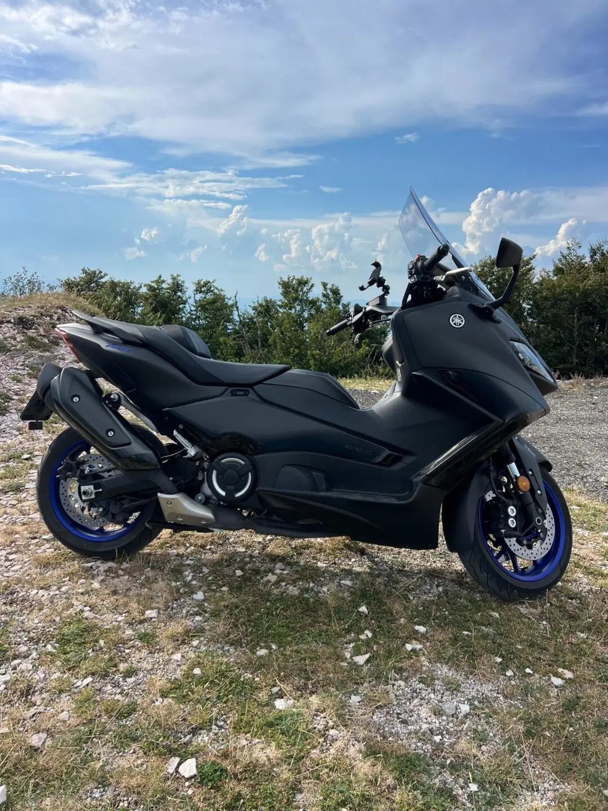 Yamaha T-Max 560 (2022 - 24) (2)