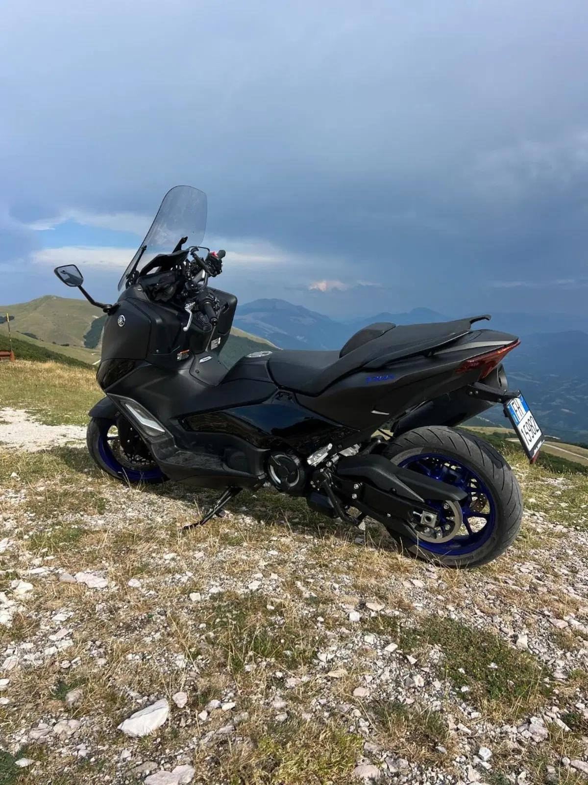 Yamaha T-Max 560 (2022 - 24) (4)