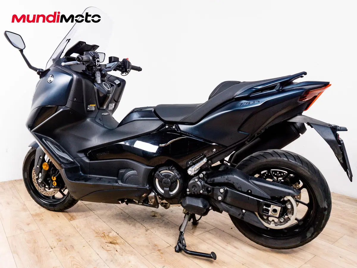 Yamaha T-Max 560 Tech Max (2025 - 26) (7)