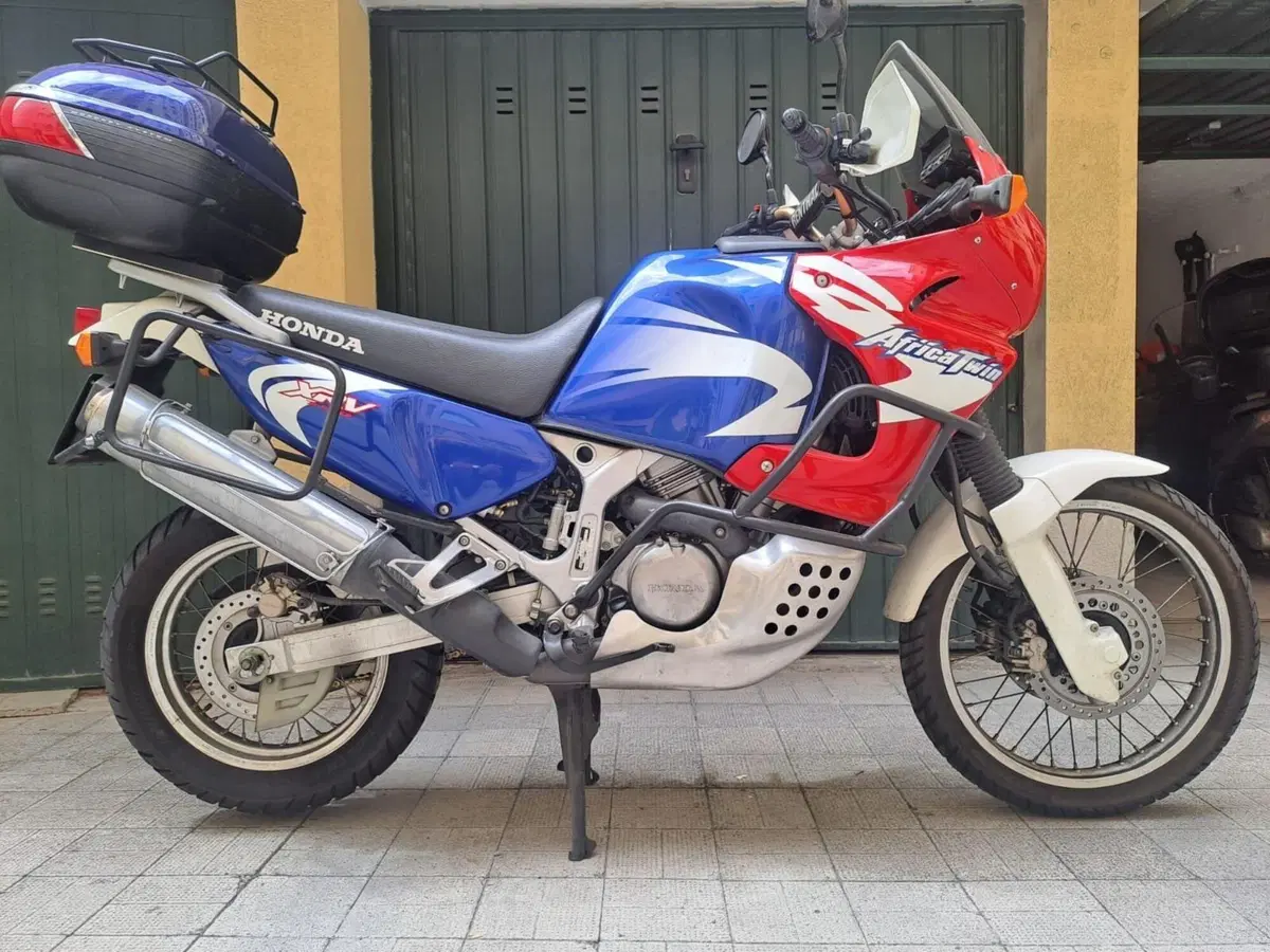 Honda Africa Twin XRV 750 (1996 - 02) (3)