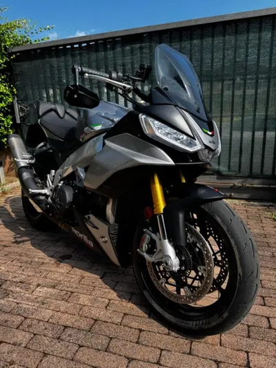 Aprilia Tuono V4 (2021 - 24) usata