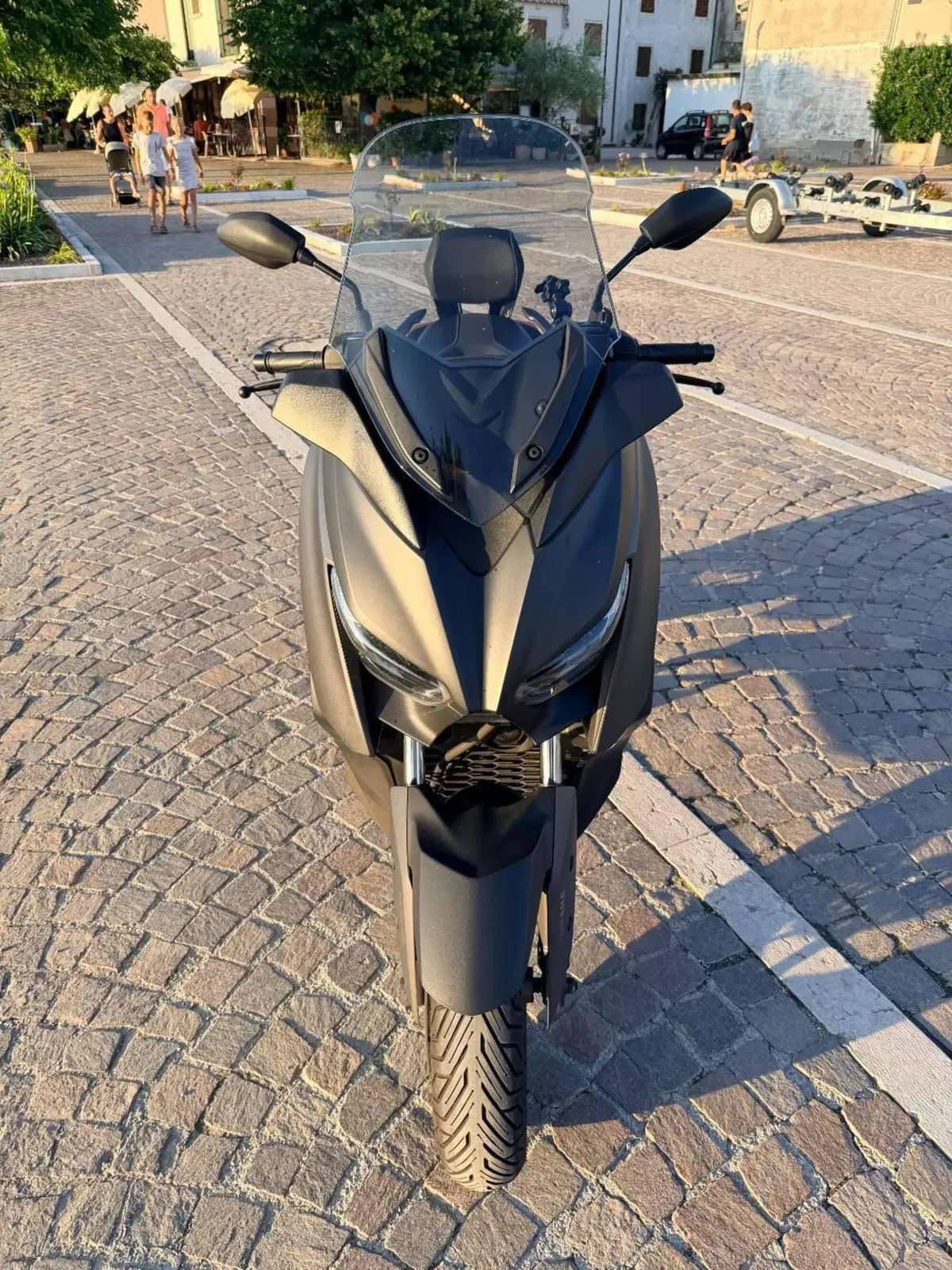 Yamaha X-Max 300 (2021 - 24) (4)