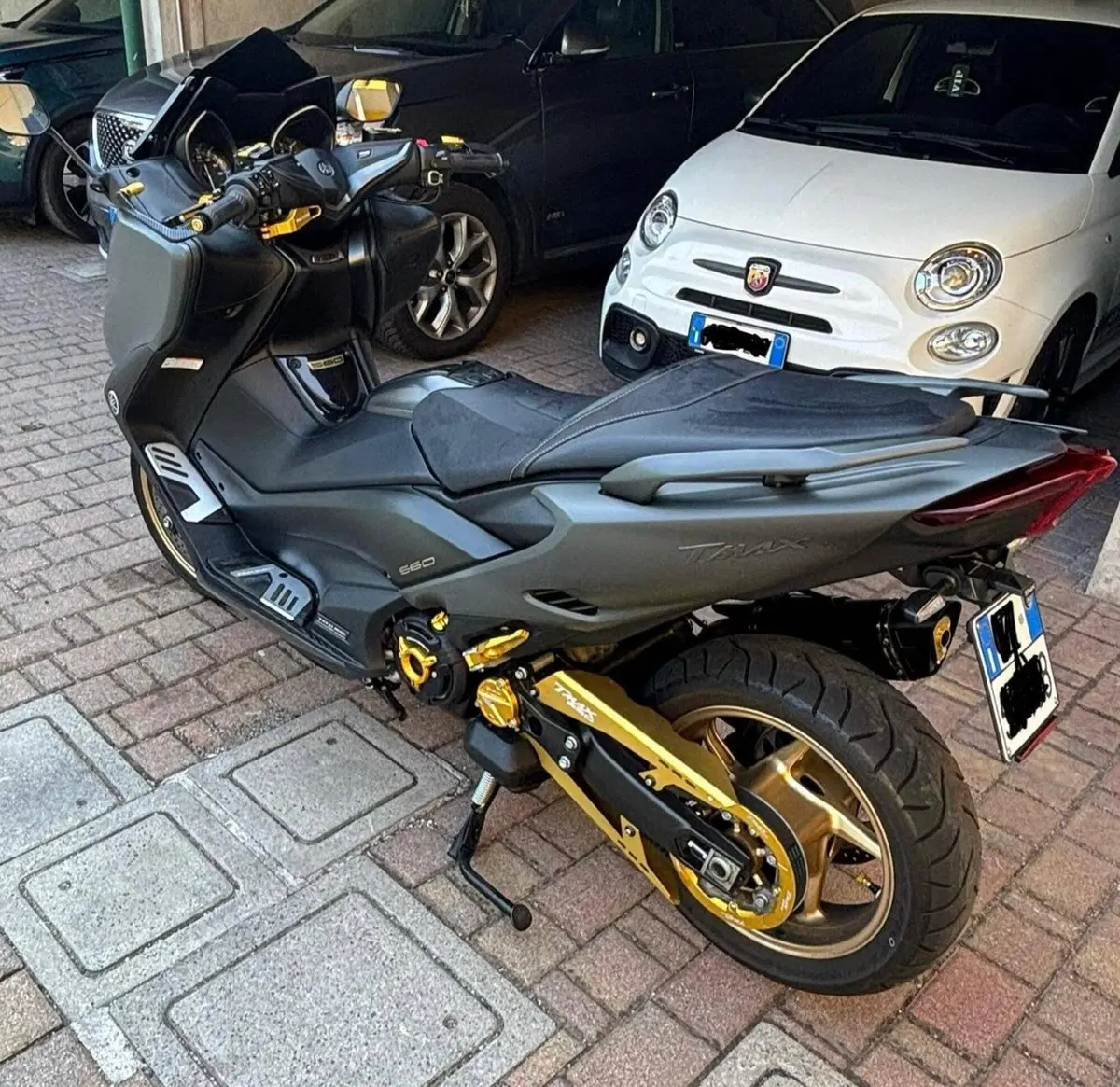Yamaha T-Max 560 Tech Max (2022 - 24) (5)