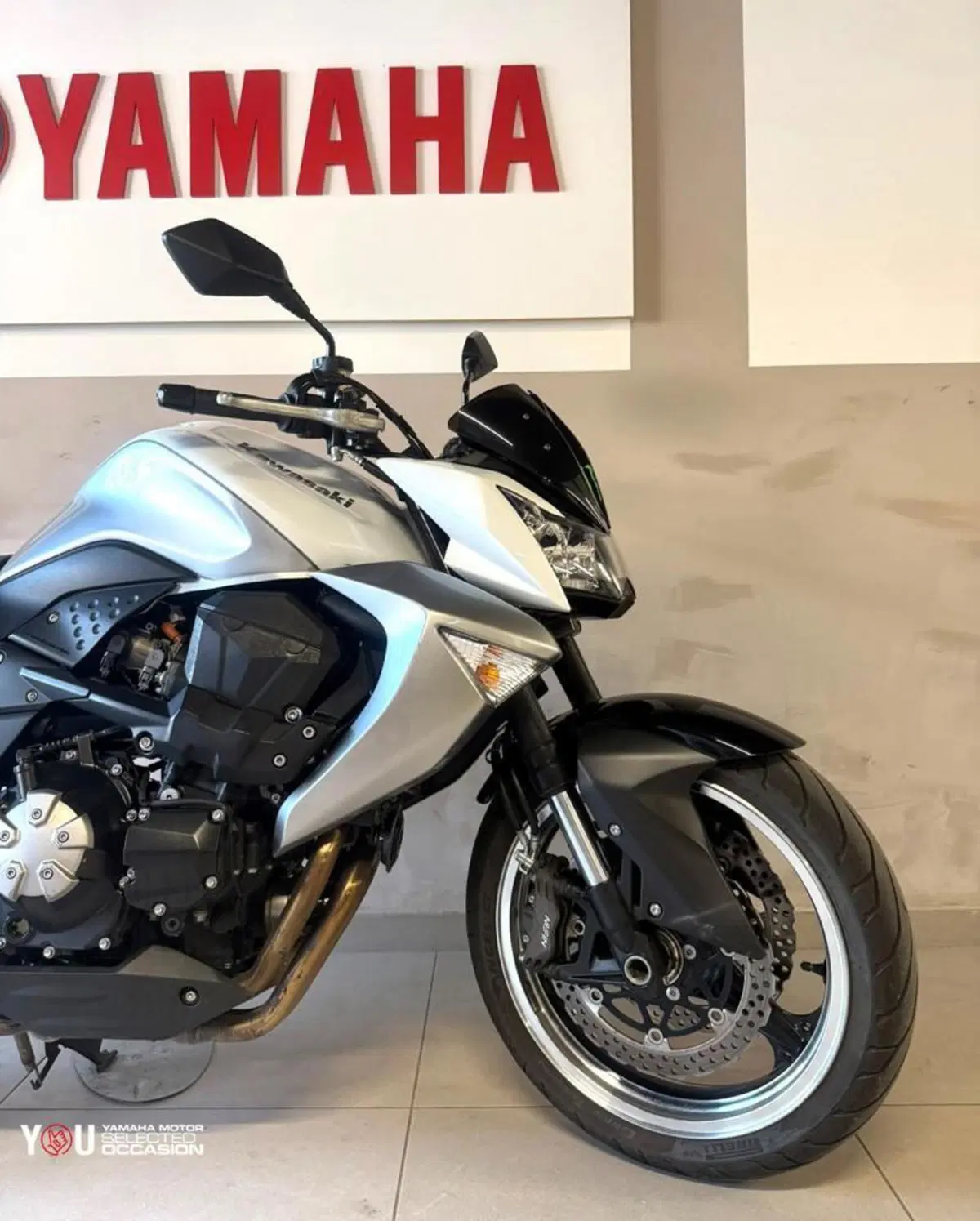Kawasaki Z 1000 (2010 - 13) (9)